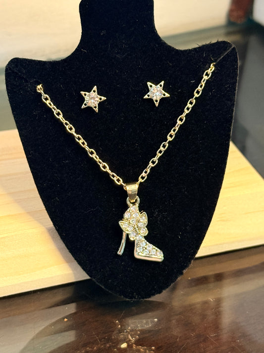 Bomi Necklace Set