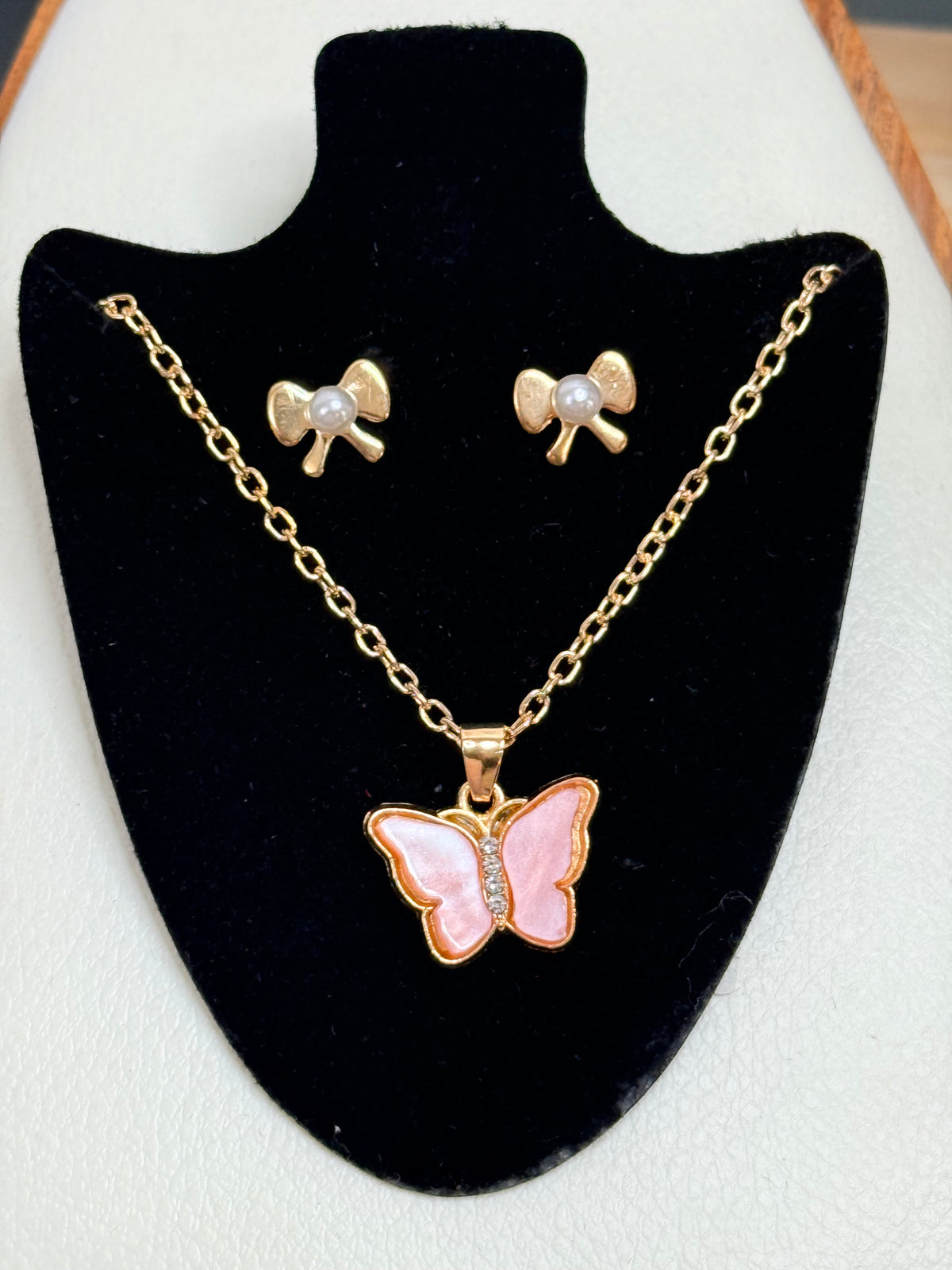 Seoul Butterfly Necklace Set