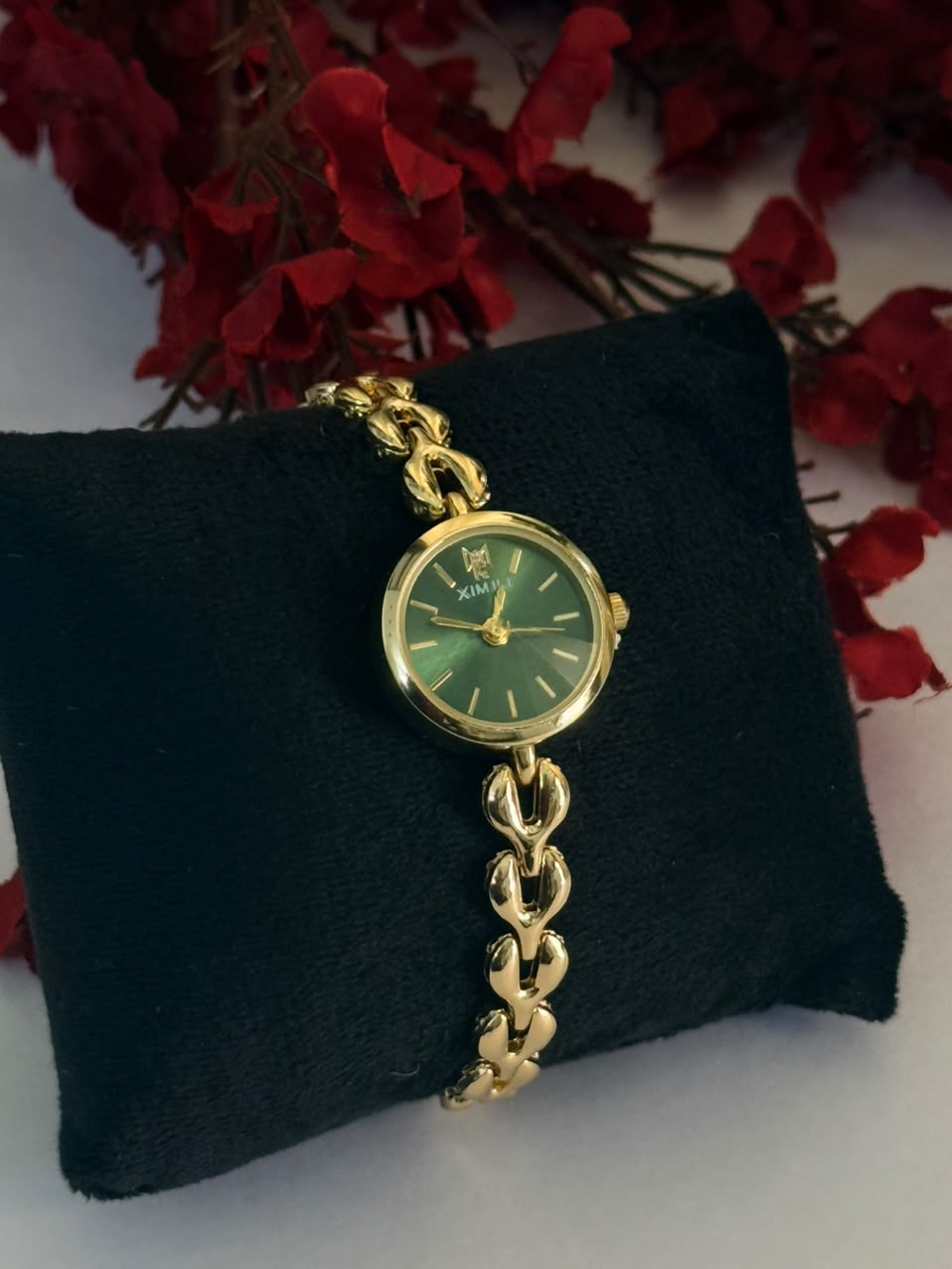 EMERALD LUXE VINTAGE WATCH