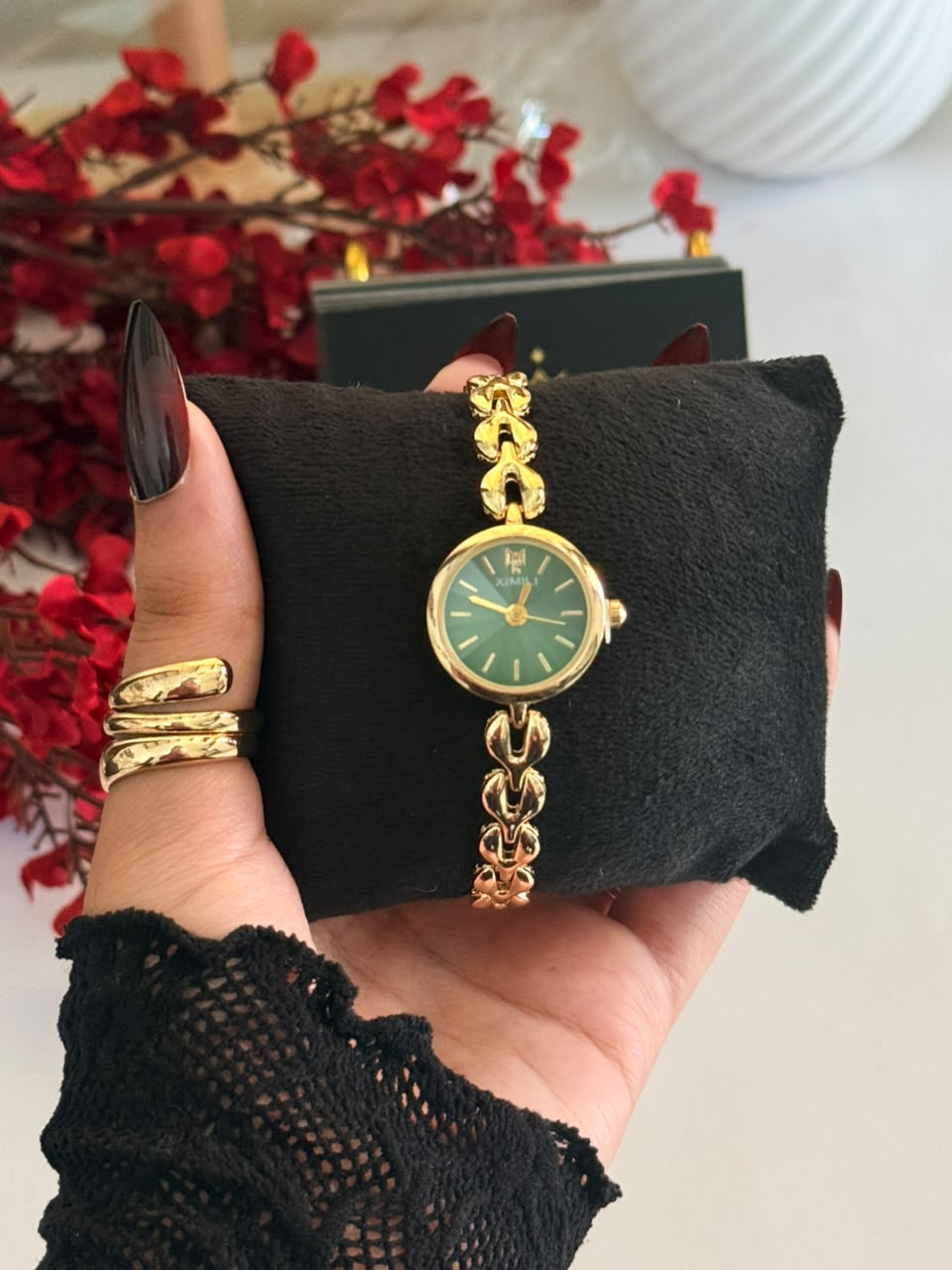 EMERALD LUXE VINTAGE WATCH
