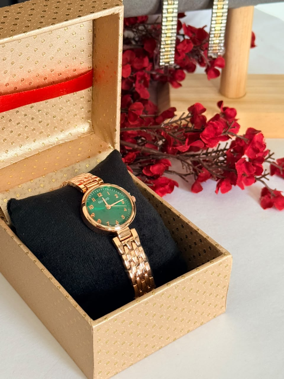Emerald Muse Rose Gold Watch