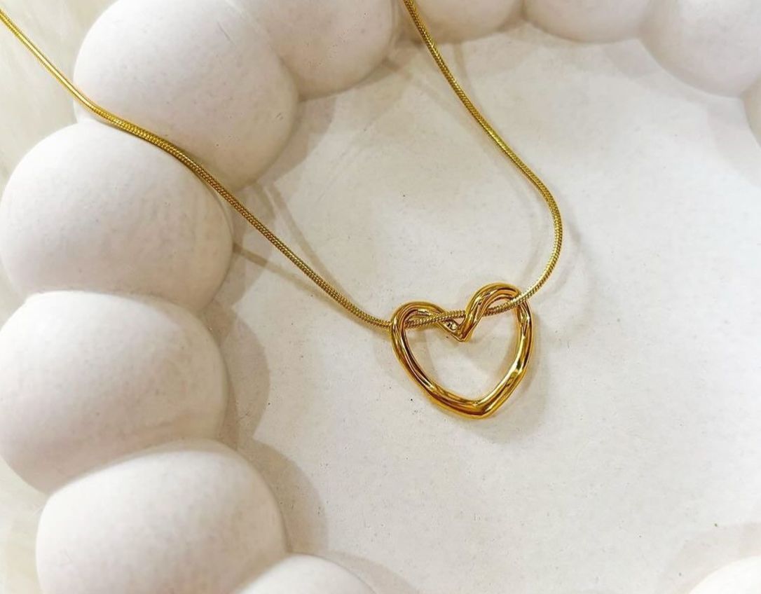 Open heart - pendant