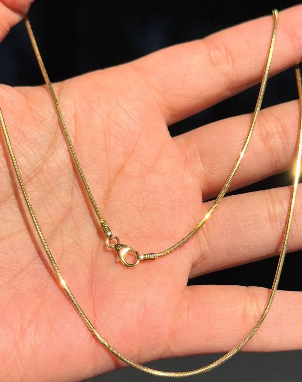 Aura Gold Sleek Snake Chain - Image 2